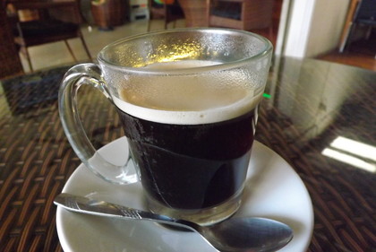 朝食セットのコーヒー